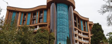 هر آن‌چه باید درباره اقامت در هتل پارسیان کوثر اصفهان بدانید