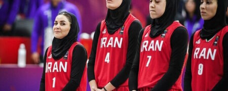 انتقادها از نخواندن سرود ملی توسط بازیکنان تیم بسکتبال زنان در برابر مغولستان + ویدیو