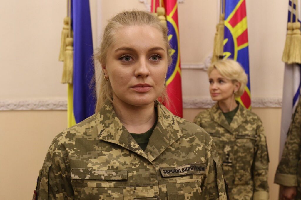 رونمایی از یونیفرم سربازان زن در اوکراین