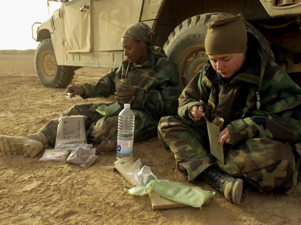 کشورهای مختلف به سربازان چه غذایی می‌دهند؟