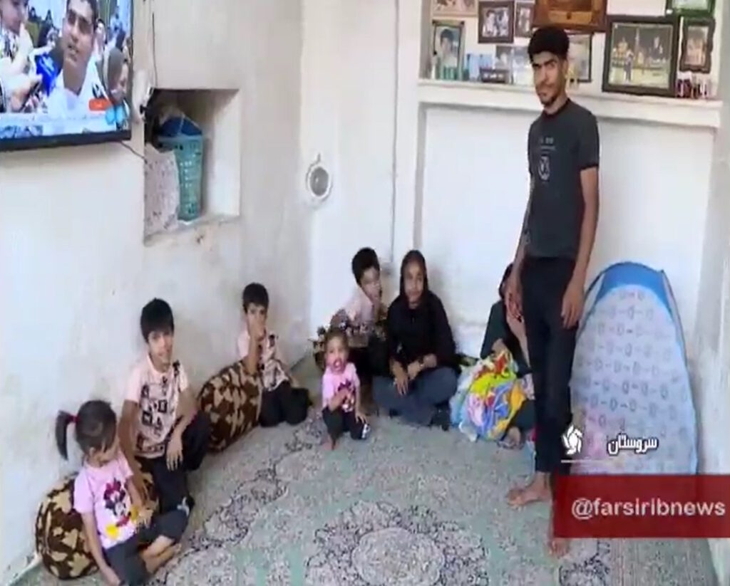 ماجرای خانواده پرجمعیت سروستانی با ۱۱ فرزند + ویدیو