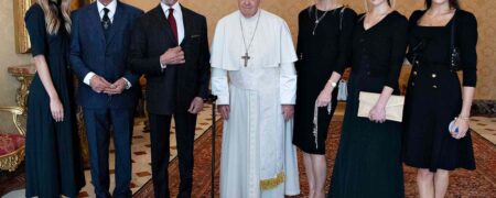 دیدار سیلوستر استالونه و دخترانش با پاپ و دعوت او به مسابقه بوکس! + ویدیو