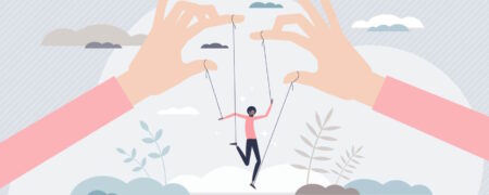 ۵ نشانه که شریک عاطفی تان تنها می‌خواهد شما را وابسته کند و به فکر رابطه جدی نیست