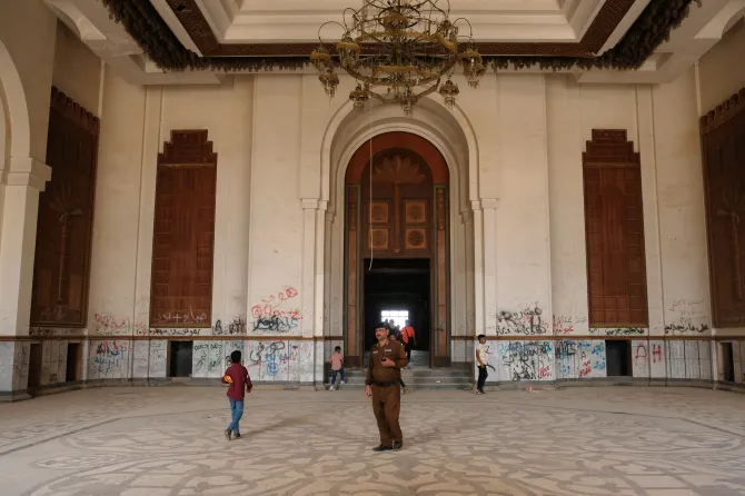 تصاویری از کاخ‌های صدام که حالا متروکه شده‌اند