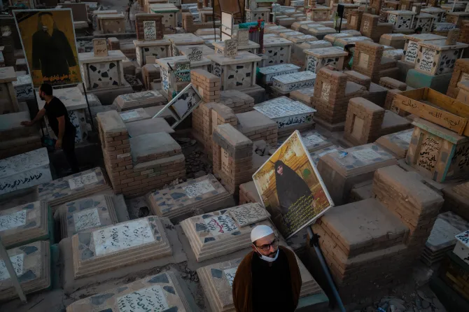 نگاهی به بزرگترین قبرستان جهان که ۶ میلیون نفر در آن دفن شده‌اند + ویدئو