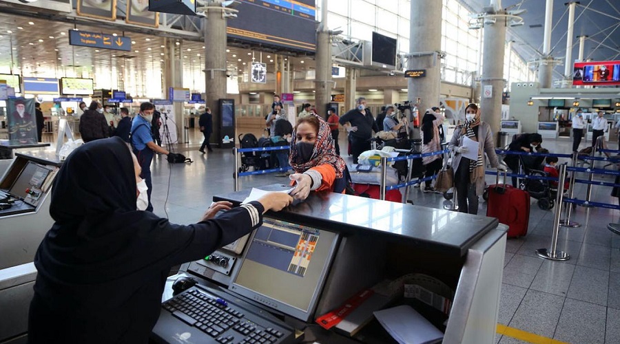 دریافت عوارض نجومی از مسافران در فرودگاه امام به بهانه لوکس بودن محتویات چمدان