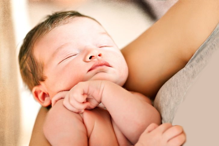 چرا متولد شدن مادر و فرزندان در یک ماه مشابه پدیده رایجی است؟