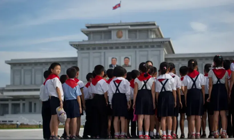 رهبر کره شمالی خواستار فرزندآوری بیشتر زنان برای جلوگیری از کاهش نرخ تولد شد