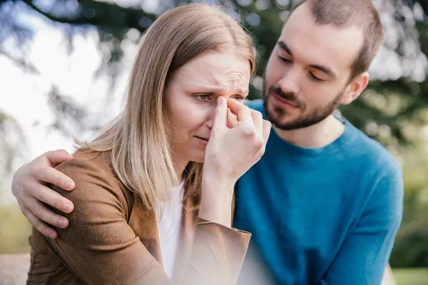 نتیجه عجیب یک مطالعه: کاهش قابل توجه پرخاشگری مردان با بوییدن اشک زنان