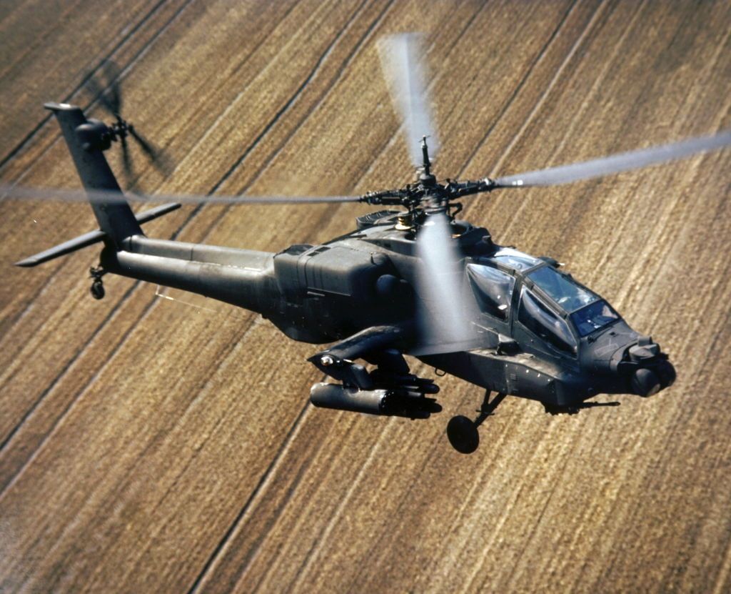 هلیکوپتر تهاجمی AH-64 Apache