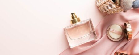 هنگام خرید عطر و محصولات آرایشی به چه مواردی باید دقت کرد؟