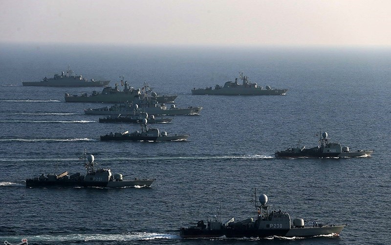مقایسه تجهیزات جنگی نیروی دریایی ایران و ایالات متحده