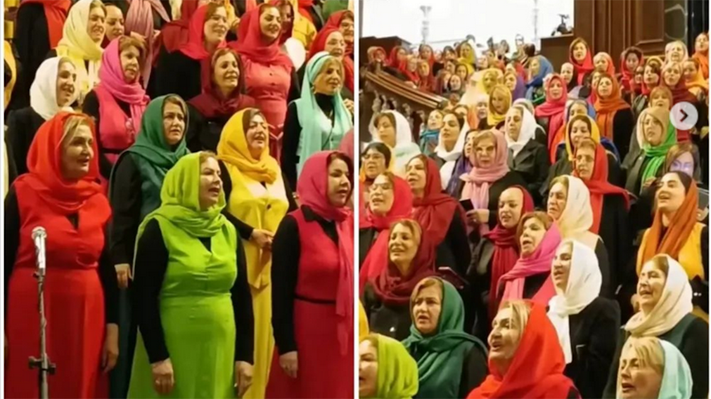 انتشار تصویری غیرمنتظره از آوازخوانی ۲۰۰ زن در ایران مال!