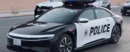 مجهز شدن پلیس عربستان به خودروهای لوکس پهپاد دار + ویدئو