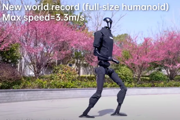 ربات انسان نمای چینی رکورد سرعت ربات های جهان را شکست