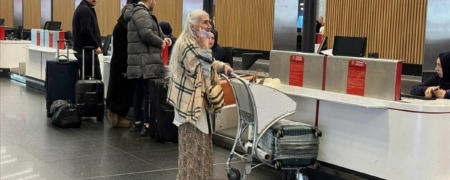 انتقال این زن ایرانی به مرکز استرداد استانبول پس از یک ماه زندگی در فرودگاه ترکیه