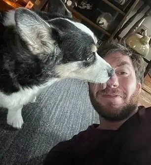 ویدیوی تایم‌لپس بازسازی صورت مرد جوانی که بینی‌اش توسط یک سگ آسیب جدی دیده بود
