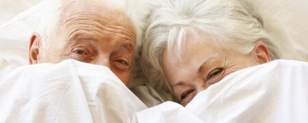 دانشمندان می گویند سالمندان بیشتر از جوان ها از رابطه جنسی لذت می برند
