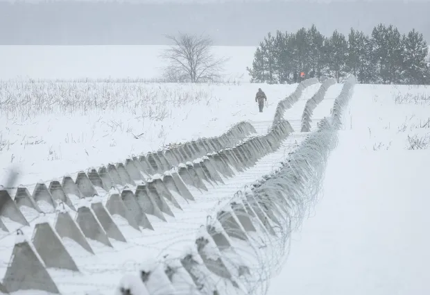 ساخت 960 کیلومتر موانع دندان اژدها توسط ارتش اوکراین