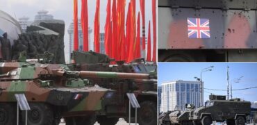 نمایش خودروهای زرهی بریتانیایی و آمریکایی به غنیمت گرفته شده در مسکو + ویدیو