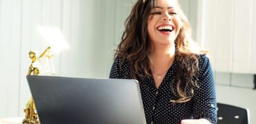 ۶ گام کلیدی برای یافتن شغلی که شما را راضی و خوشحال می‌کند