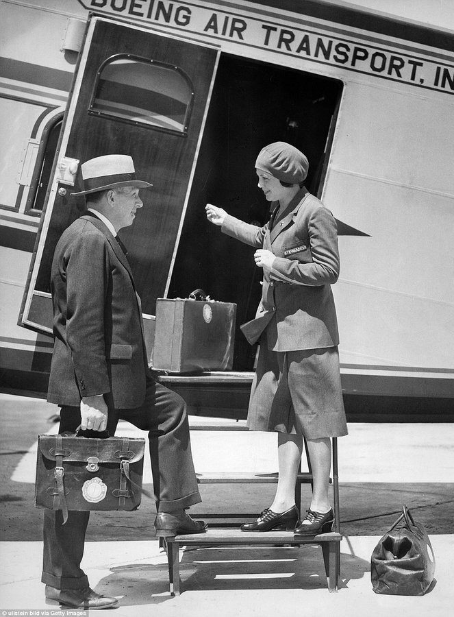 اولین زنان مهماندار هواپیما چه کسانی بودند؟