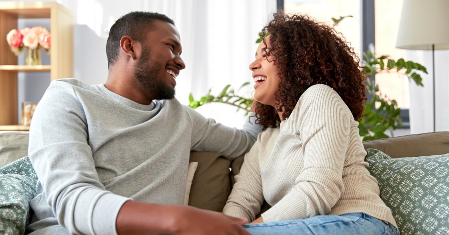 signs youre in a truly happy relationship according to psychology