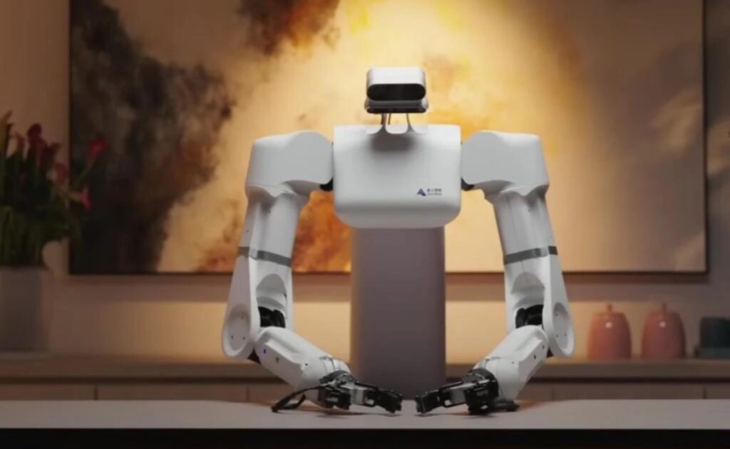 مهارت و سرعت باورنکردنی ربات انسان‌نمای جدید چینی در آشپزی و نظافت منزل + ویدیو