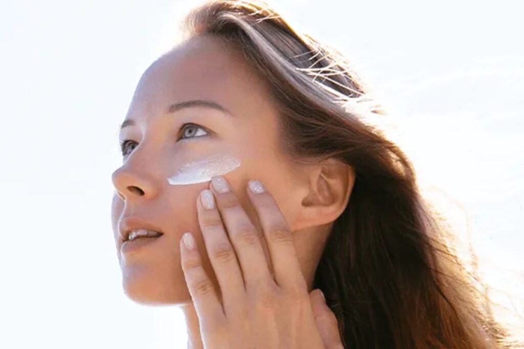 بهترین کرم‌های ضد آفتاب برای پوست‌های حساس