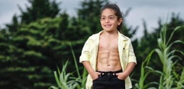 تصاویر جدید و حاشیه سازی از آرات حسینی که نسبت به سنش رشد مناسبی نداشته است + ویدیو
