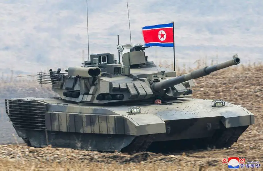 جدیدترین تانک کره شمالی؛ «آبرامز» پیونگ یانگ یا عروسکی التقاطی و پرزرق و برق؟