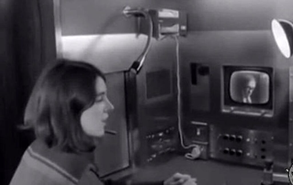 دستگاه های خودپرداز در دهه ۱۹۶۰ چگونه کار می کردند؟ + ویدیو