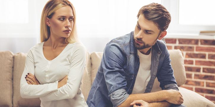 6 نشانه ای که می گوید مرد زندگیتان احساسات شما را به بازی گرفته است
