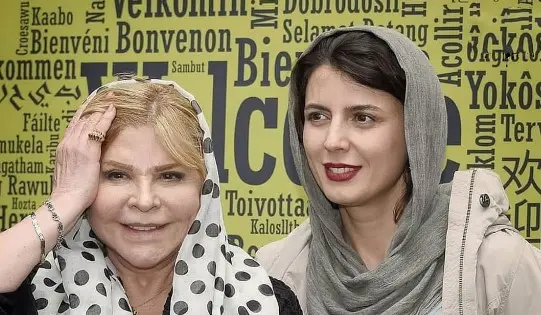 زری خوشکام و لیلا حاتمی