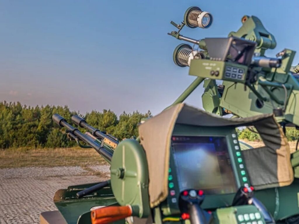 بررسی مشخصات و قابلیت های سامانه موشکی و توپخانه ای ضد هوایی پیلیکا + ویدیو