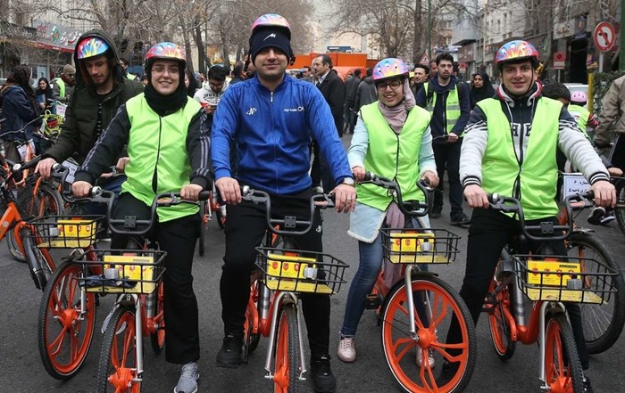 تجربه بی نظیر دوچرخه سواری در نقاط مختلف تهران