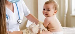 واکسن‌های کودکان و زمان‌بندی واکسیناسیون + جدول