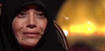 گلایه و اشک‌های الهام چرخنده در برنامه زنده تلویزیون + ویدیو