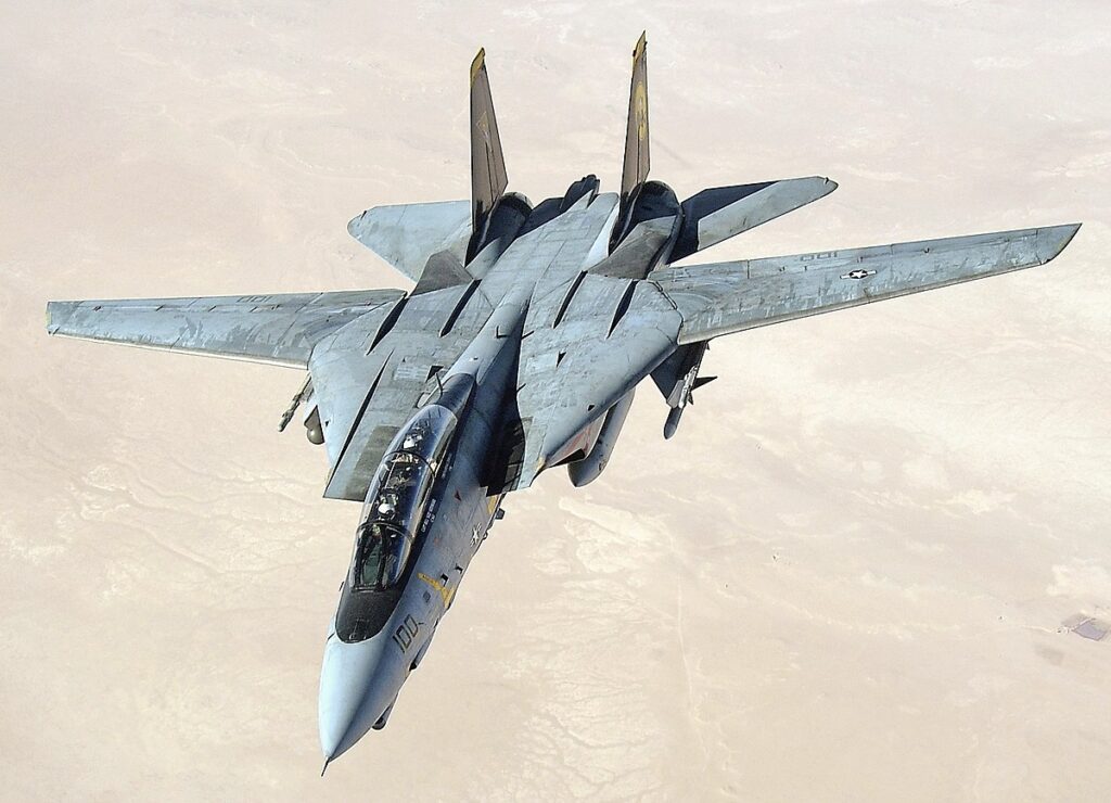 تاریخچه و مشخصات جنگنده آمریکایی F-14 Tomcat