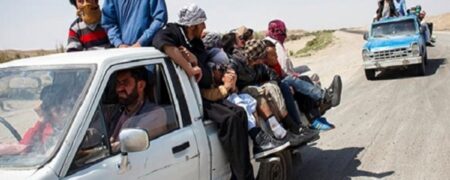 شیوه عجیب قاچاق افغان‌ ها به ایران در خودرو! + ویدیو