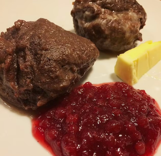 بدترین غذاهای جهان؛ از کوفته خونی فنلاند تا کوسه تخمیرشده ایسلندی