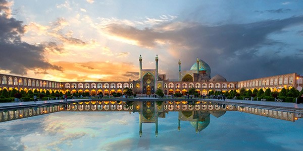 سفر به اصفهان و شیراز در فصل گرم سال