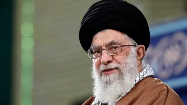 تکذیب شایعه درگذشت همسر آیت‌الله خامنه‌ای؛ منصوره خجسته باقرزاده کیست؟