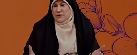 مهمان برنامه‌‌ی صداوسیما: در کلاس‌های درس قبل از انقلاب بچه‌ها را کتک می‌زدند! + ویدیو