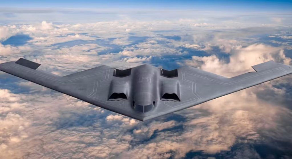 تفاوت های بمب افکن های B-21 Raider و B-2 Spirit