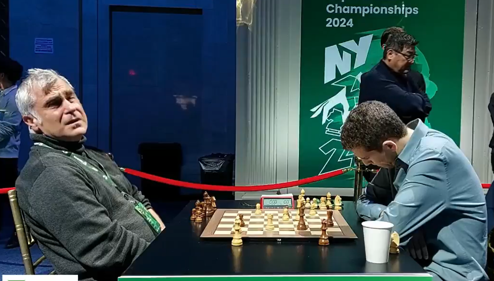 رقابت سنگین و پرتنش در مسابقه شطرنج بلیتز