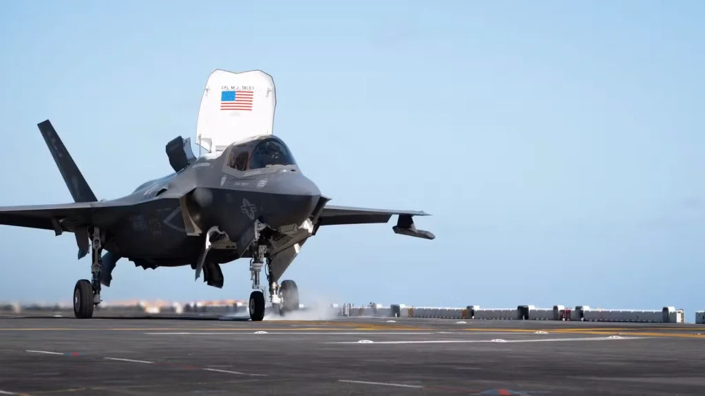 جنگنده F-35B Lightning II
