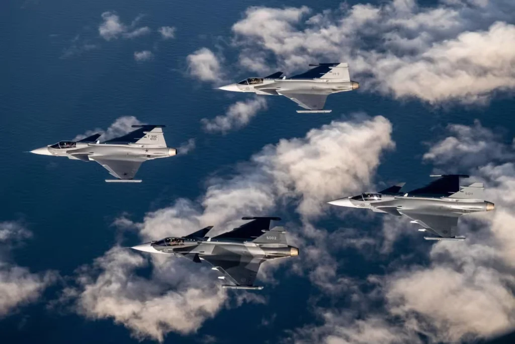جنگنده سوئدی Saab JAS 39E/F Gripen