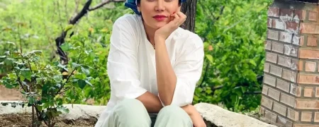 بهاره افشاری: «برای جوان دلار ۱۰۰ تومن نمی‌تونم بگم که مهاجرت درست نیست» + ویدیو