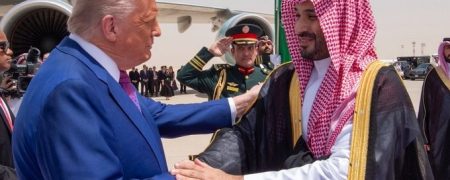 دونالد ترامپ: «عرب‌ها تشنه محبت بودند و من به آن‌ها دادم!» + ویدیو